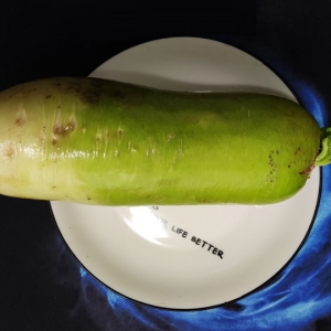 吃青蘿卜增加機(jī)體免疫力抑制癌細(xì)胞的生長(zhǎng)